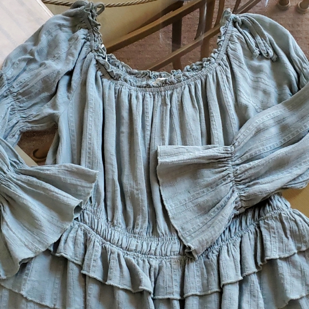 Women's Allie rose green top